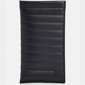 New Victoria Beckham Black sunglasses case